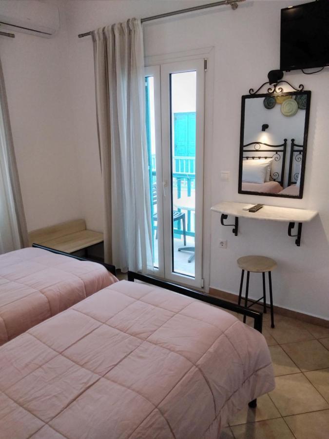 Celeste Apartments Ornos  Eksteriør billede