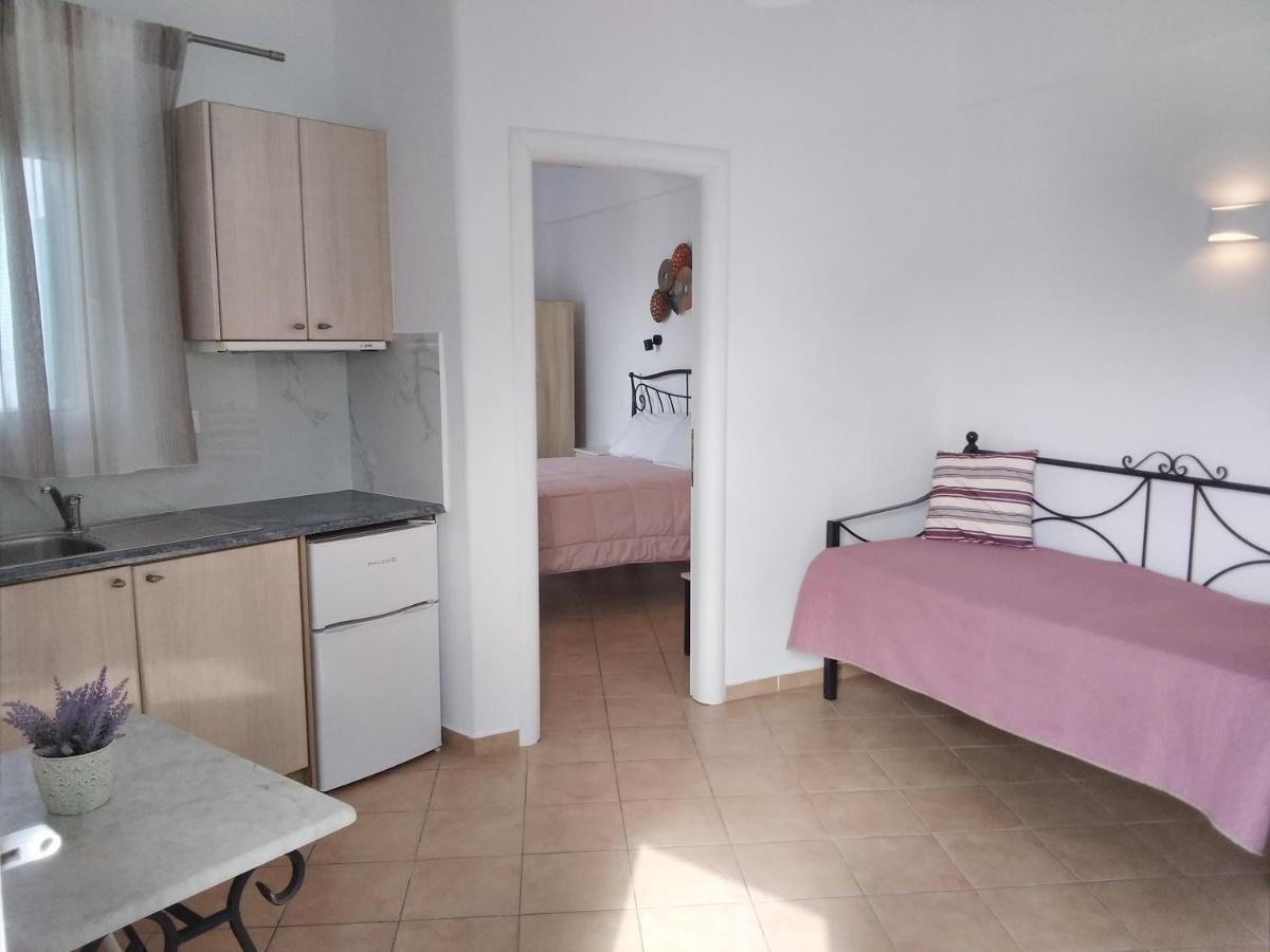 Celeste Apartments Ornos  Eksteriør billede