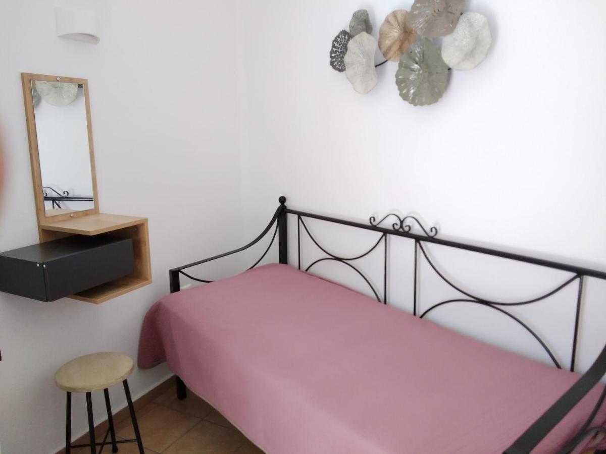 Celeste Apartments Ornos  Eksteriør billede